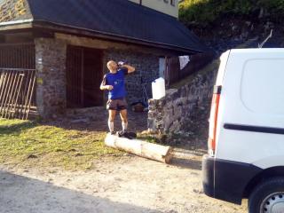 Ivan je ticho len keď pije alebo je, radi ho ponúkame kadečím