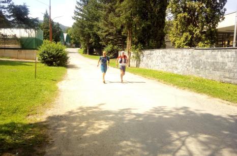 Paťko s Mikim dobiehajú prví 